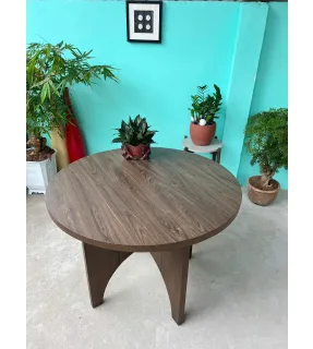 Bàn Tròn Chân Cong Hiện Đại – Thiết Kế Sang Trọng, Tinh Tế