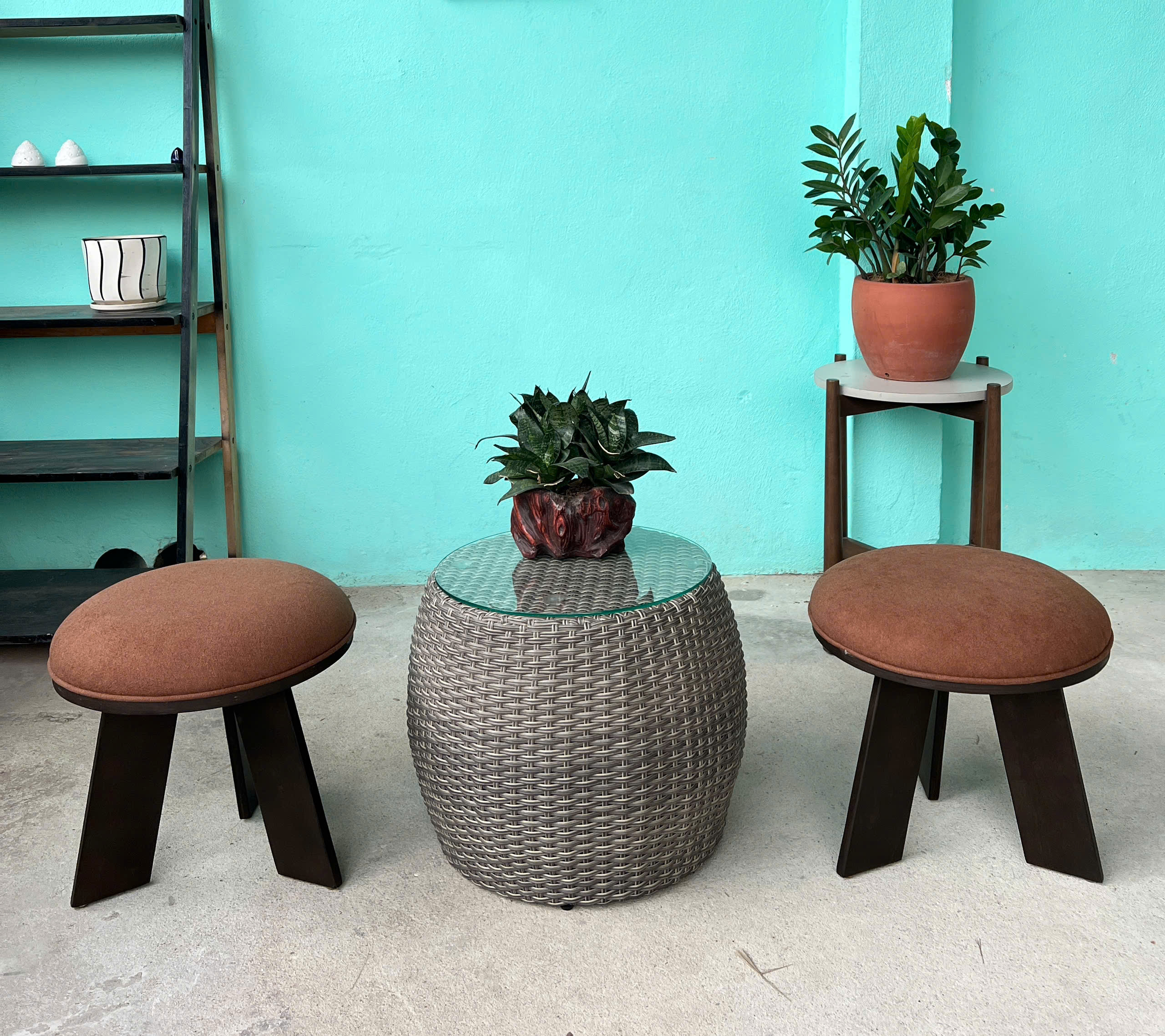 bo-ban-ghe-may-ngoai-troi