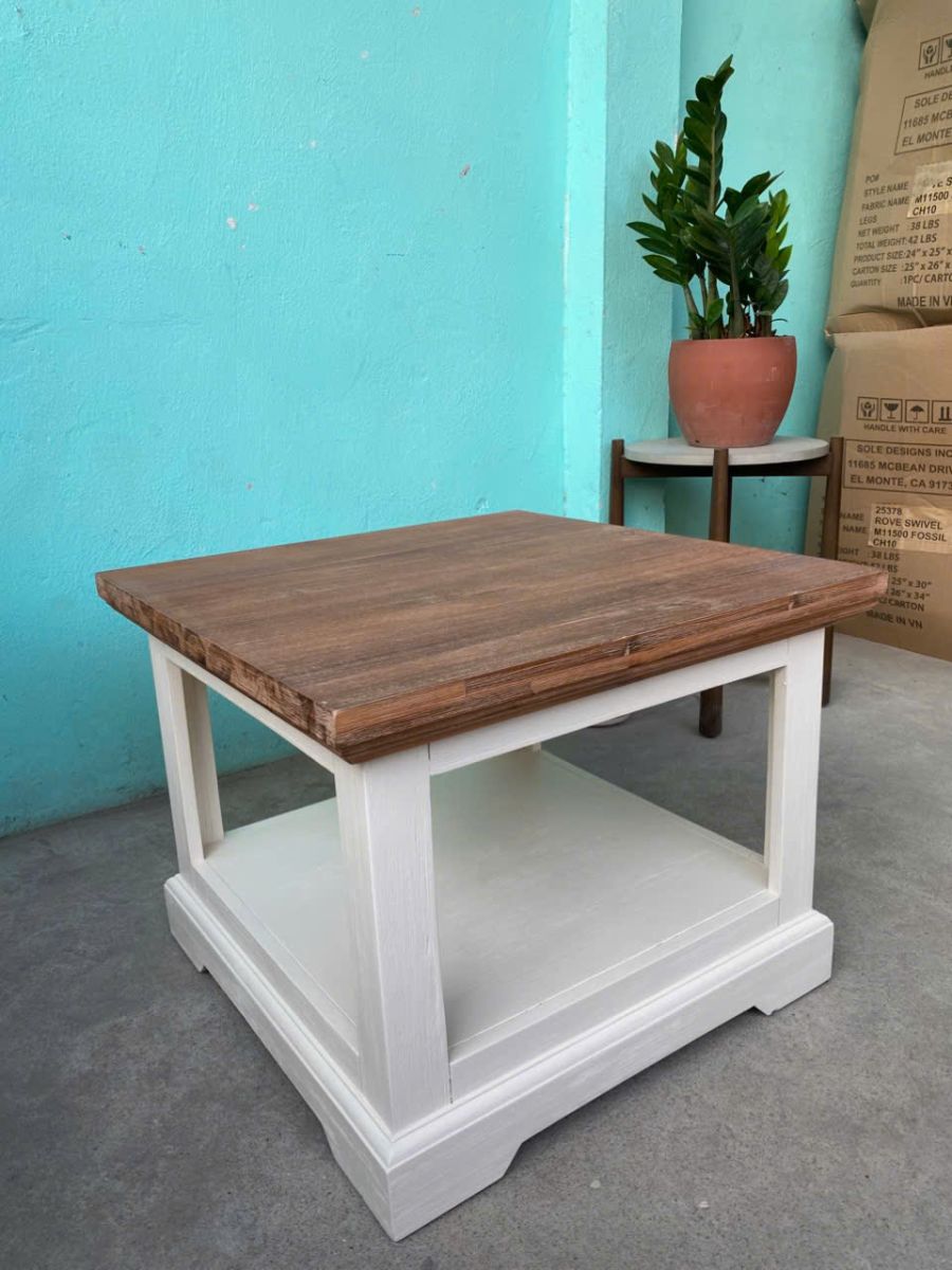 bàn để đèn giá tốt tại hcm