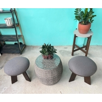 Bộ Bàn Ghế Tối Giản Cho Không Gian Ngoài Trời